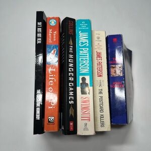 Books (Set of 6 📚 used)